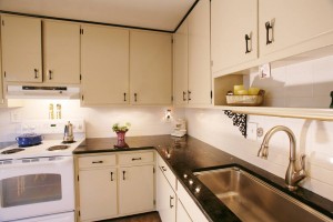 1906-SATURN-Court-NE-Albuquerque-NM-87112-kitchen